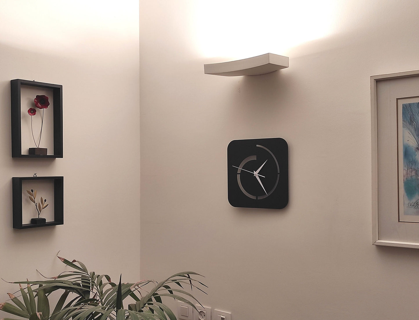 Square Modern Wall Clock - Minimalist Black Design with Broken Circle Pattern